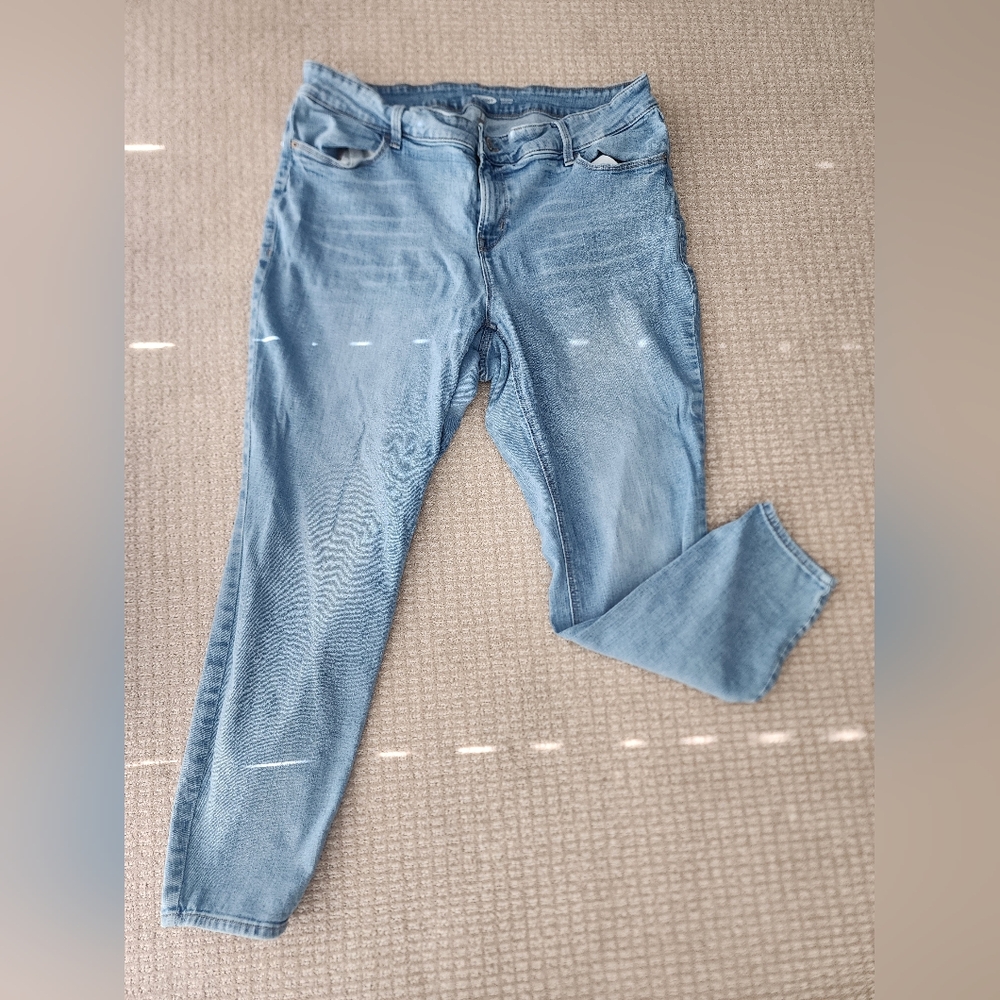 Size 20 Old Navy Rockstar Super Skinny Women's Light Blue Jeans
